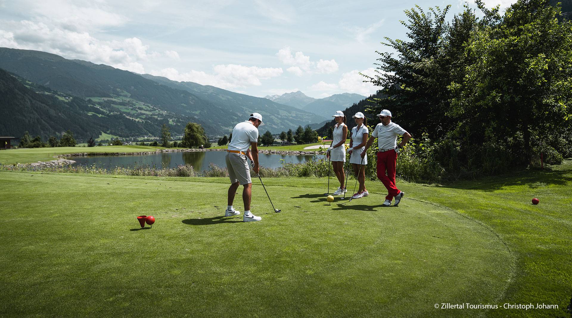 Best Golfhotel Almhof Lackner in Ried im Zillertal Golfen im Zillertal im Hotel Almhof